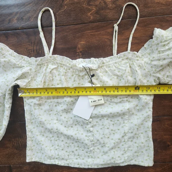 Line & Dot Cream Floral Off-Shoulder Blouse Peasant, Cottagecore, Boho Praire - Picture 2 of 4
